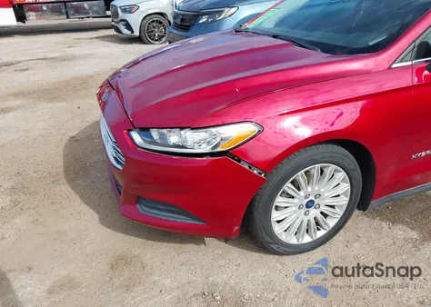 2016 Ford Fusion Hybrid S from USA, damaged, VIN 3FA6P0UU7GR377122
